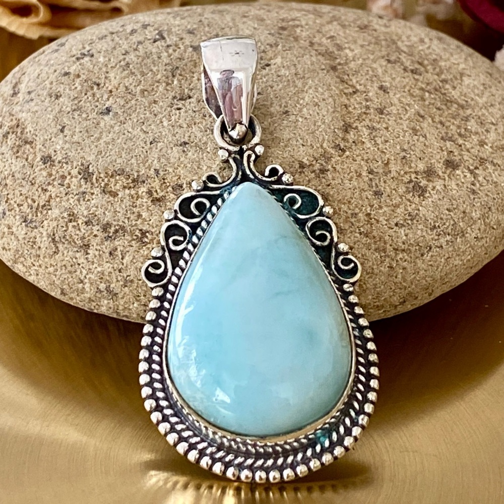 Large Teardrop Natural Larimar Hand Crafted Pendant - Picture 3 of 5